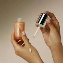 Omorovicza Daily Vitamin C Serum 30ml -Estee Lauder Sales Store 12000512 1294964596754022