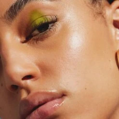 Illamasqua Hydra Setting Spray 100ml 7 Illamasqua Hydra Setting Spray 100ml -Estee Lauder Sales Store 12370359 4424944676828821