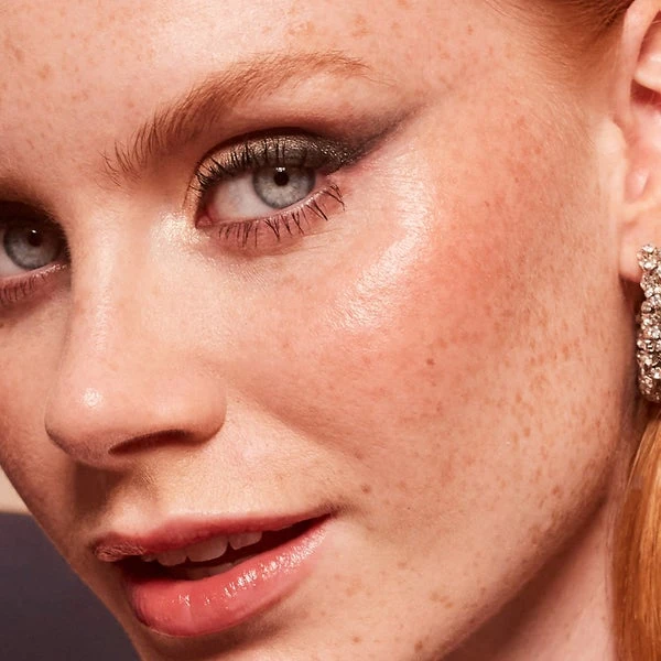 Eyeko Limitless Lengthening Mascara - Black 3 Eyeko Limitless Lengthening Mascara - Black - Image 3