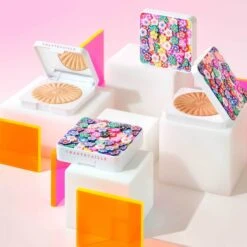 Chantecaille Flower Power Perfect Blur Finishing Powder - Medium-Dark 8g -Estee Lauder Sales Store 12945347 4894862514568497