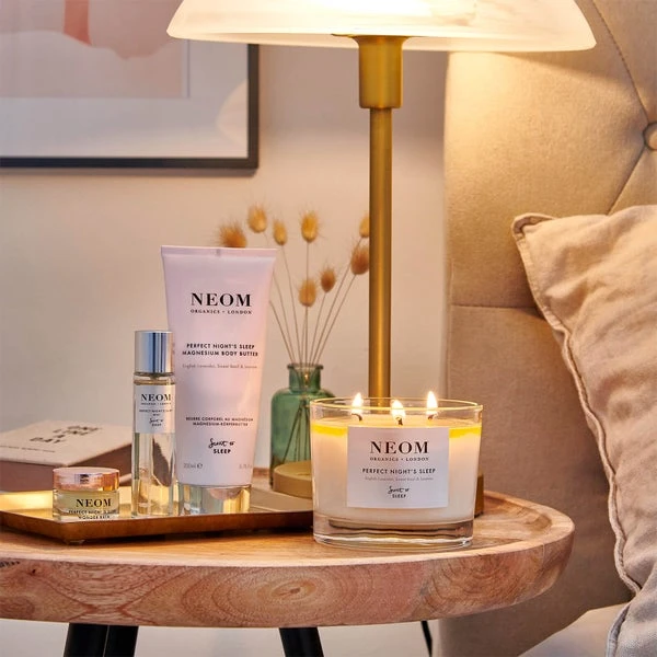 NEOM Perfect Night's Sleep Pillow Mist 30ml 3 NEOM Perfect Night's Sleep Pillow Mist 30ml - Image 3