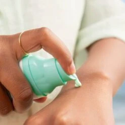 Hero Cosmetics Force Shield Superlight Sunscreen SPF30 50ml -Estee Lauder Sales Store 13697775 2034941767395854