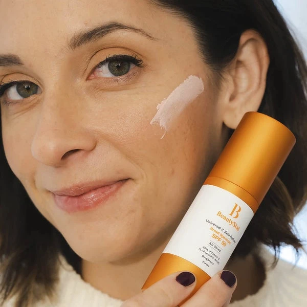 BeautyStat Universal C Skin Refiner Vitamin C Serum + SPF 50 Mineral Sunscreen 30ml 5 BeautyStat Universal C Skin Refiner Vitamin C Serum + SPF 50 Mineral Sunscreen 30ml - Image 5