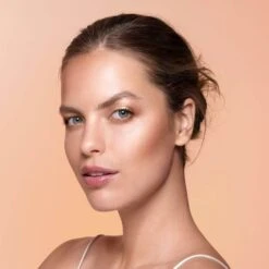 Chantecaille Real Glow 8g -Estee Lauder Sales Store 14265481 1505063316351753